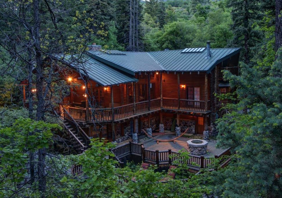 Log Cabin On The Stream Sundance, Utah Exterior photo